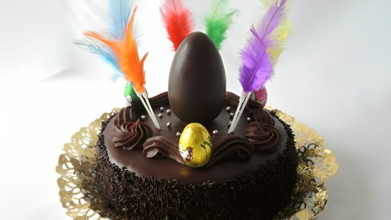 Vint coses que no sabies sobre la mona de Pasqua