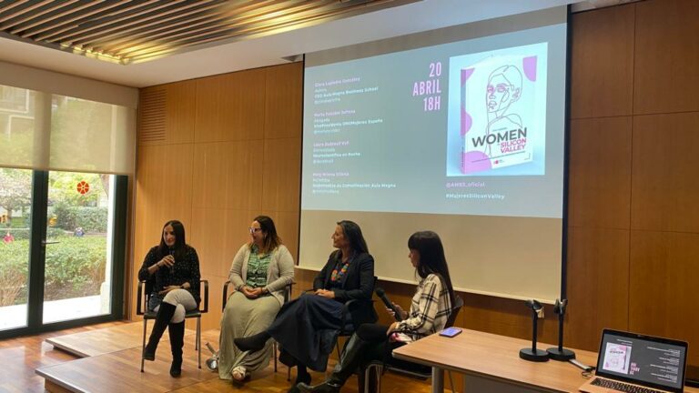 Clara Lapiedra presenta ‘Women in Silicon Valley’: dones d’èxit en el món de la tecnologia
