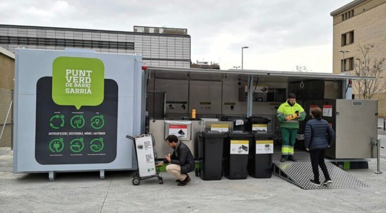 Els treballadors dels punts verds anuncien una vaga de cinc dies durant les eleccions