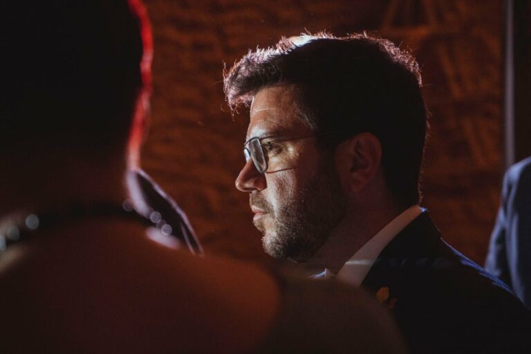 L’acord de claredat: una enredada política, segons Miquel Saumell