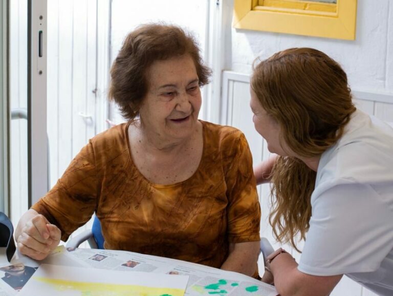 Confiança i seguretat: les dues coses que necessita el familiar d’un malalt d’Alzheimer