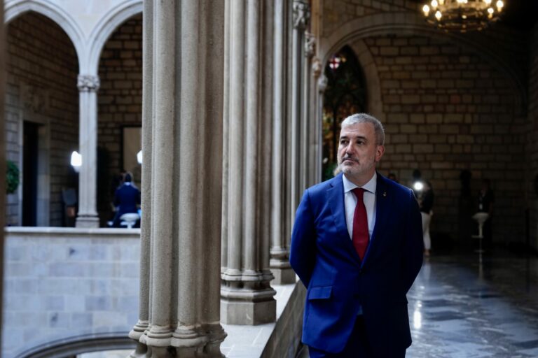 Jaume Collboni “reavaluarà” el carril bici de la Via Augusta