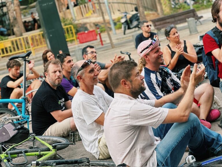 Gràcies, carril bici de la Via Augusta!