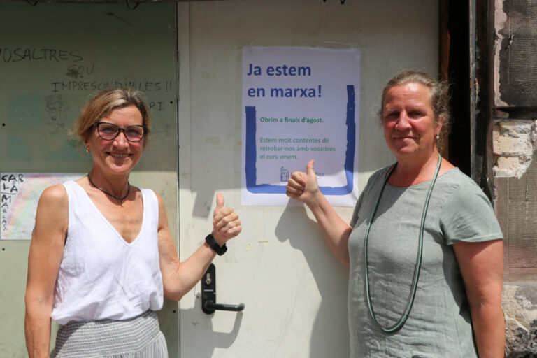 El silenci de la Llibreria de la Plaça arriba a la fi: “Sense la resposta dels veïns no hauríem reobert”