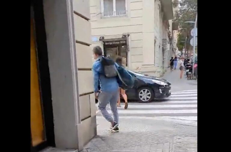 Detingut un lladre en tornar al domicili on havia robat de la Bonanova