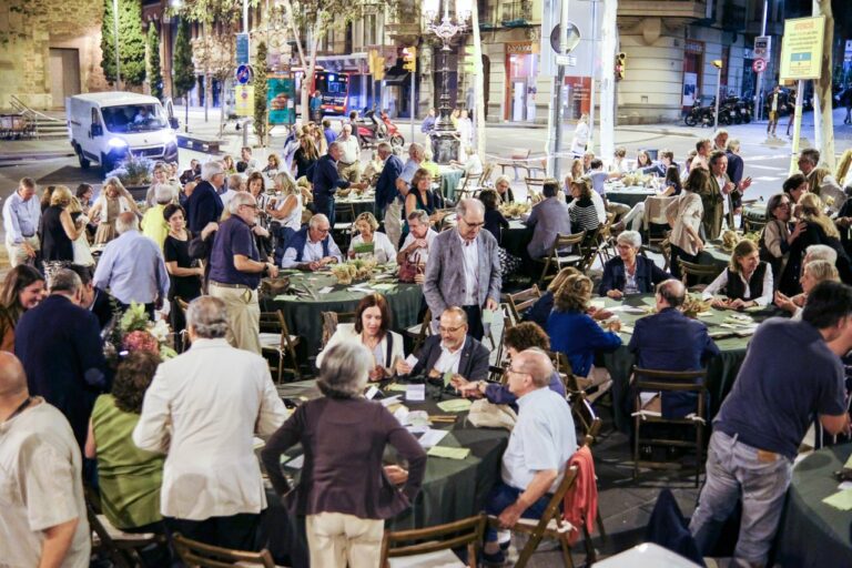 El 8è sopar solidari d’Assís exhaureix entrades i posa el focus en la salut de les persones sense llar
