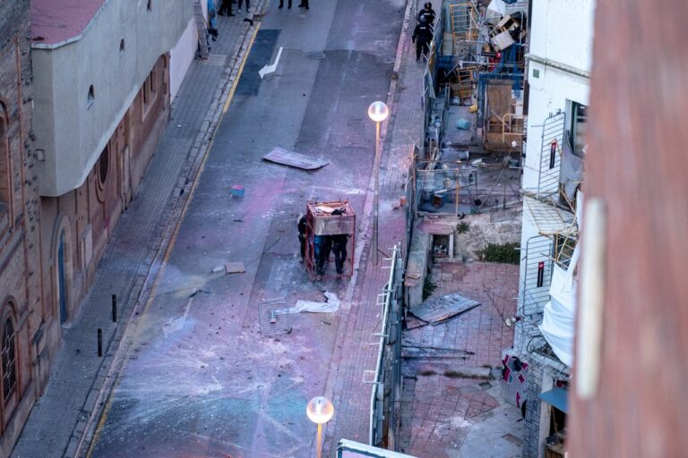 Llibertat provisional pels 7 detinguts al desallotjament de la Ruïna i el Kubo a la Bonanova