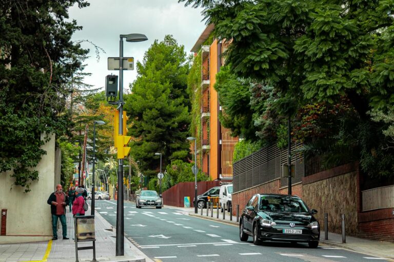 On són els 9 radars pedagògics per fer reduir l’excés de velocitat dels vehicles a Sarrià-Sant Gervasi?