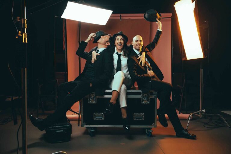 El Teatre de Sarrià estrena ‘He mort el pop’, una comèdia per celebrar l’Any Guimerà