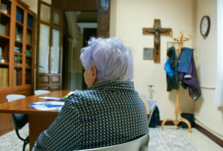 Neix Al-Anon a Sarrià: un far d’esperança per a famílies afectades per l’alcoholisme