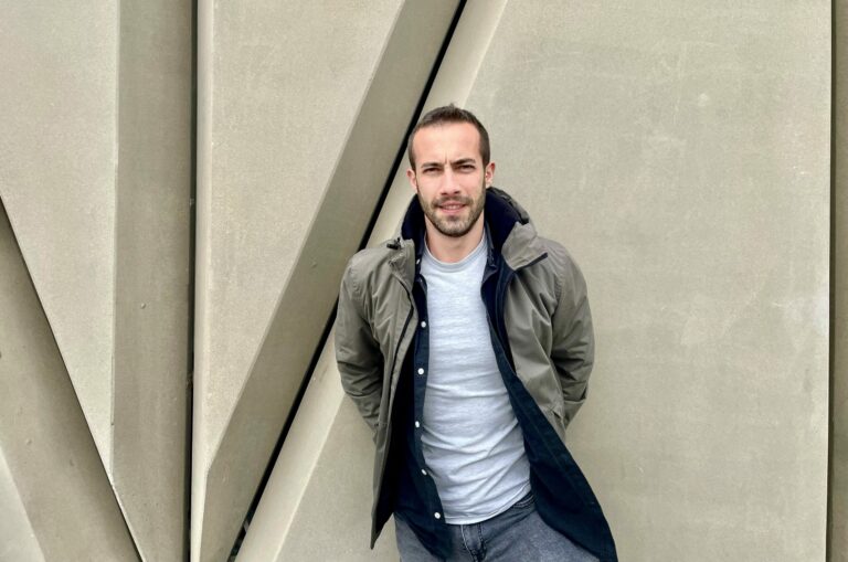 Discriminació i emancipació femenina: Marc Font debuta en novel·la amb ‘La modista de Gràcia’