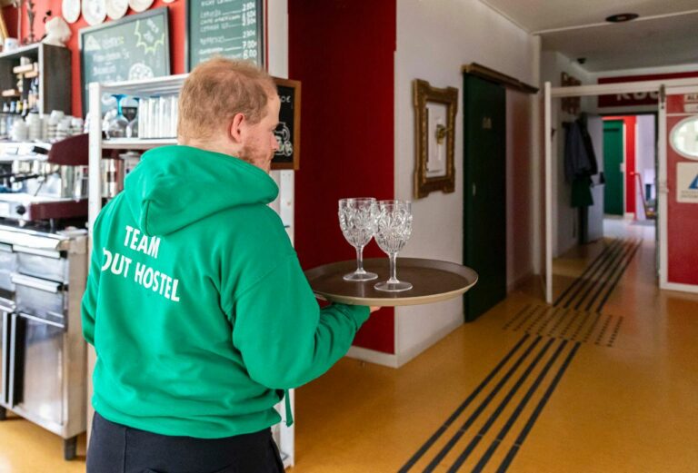 L’InOut, el primer alberg d’Europa amb el 90% de treballadors amb discapacitat, celebra 20 anys