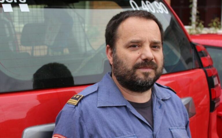 ‘Collserola en perill’ porta el bomber Marc Castellnou a parlar del risc d’un incendi a la muntanya