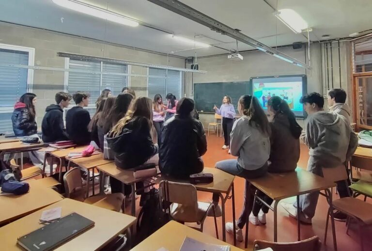 El Costa i Llobera estudia la garantia de drets LGTBIQ+ a l’aula El Costa i Llobera estudia la garantia de drets LGTBIQ+ a l’aula