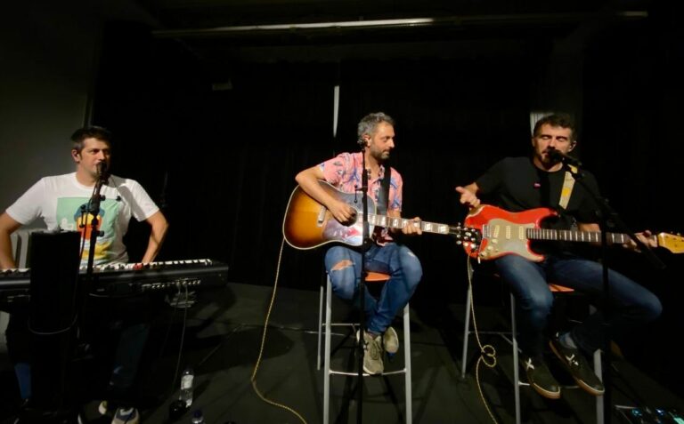 Els Amics de les Arts tornen a Casa Orlandai per celebrar els seus 20 anys Els Amics de les Arts tornen a Casa Orlandai per celebrar els seus 20 anys