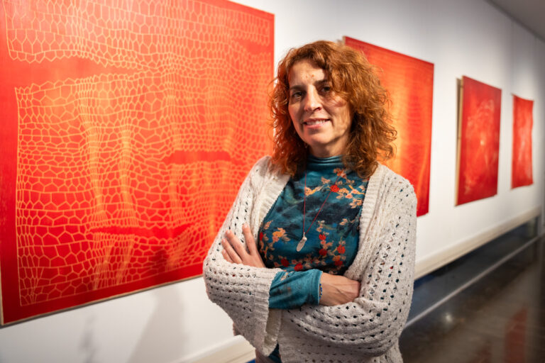 “Re-Escriure la història”, l’exposició que desvela el procés creatiu al Centre Cívic Pere Pruna