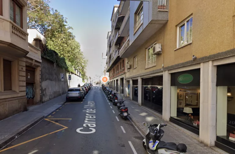 Ferida de gravetat una jove en caure d’un balcó d’Avenir després de ser agredida per la seva parella