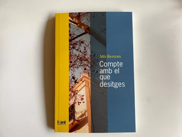 “Compte amb el que desitges”, el primer llibre de Mò Bertran