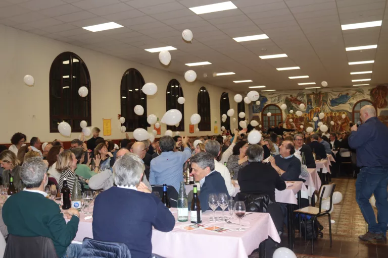 Èxit rotund dels Jesuïtes de Sarrià i del Centre Sant Jaume al 13è sopar de les Llenties Solidàries