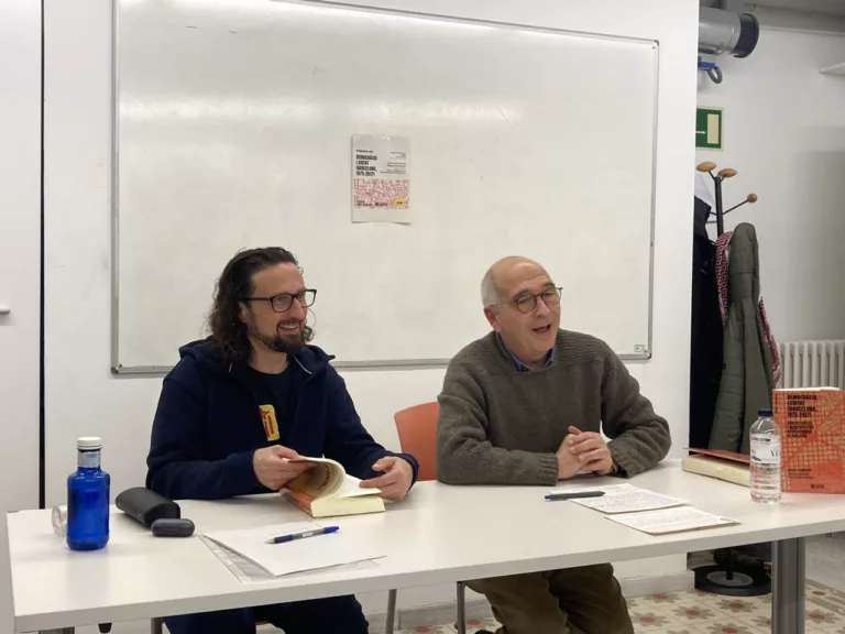 Debat urbanístic en la presentació del llibre “Democràcia i Ciutat” organitzada per la CUP a Casa Orlandai