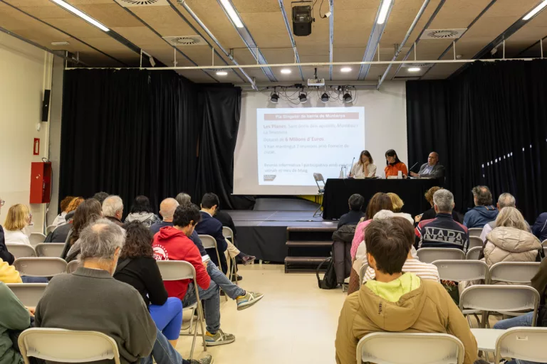 Les actualitzacions en obres de millora copsen els darrers consells de barri celebrats al districte