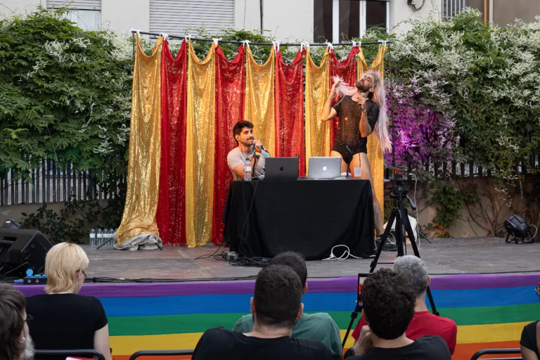 Casa Orlandai torna a visibilitzar l’Orgull amb la festa de l’Esbiaixada