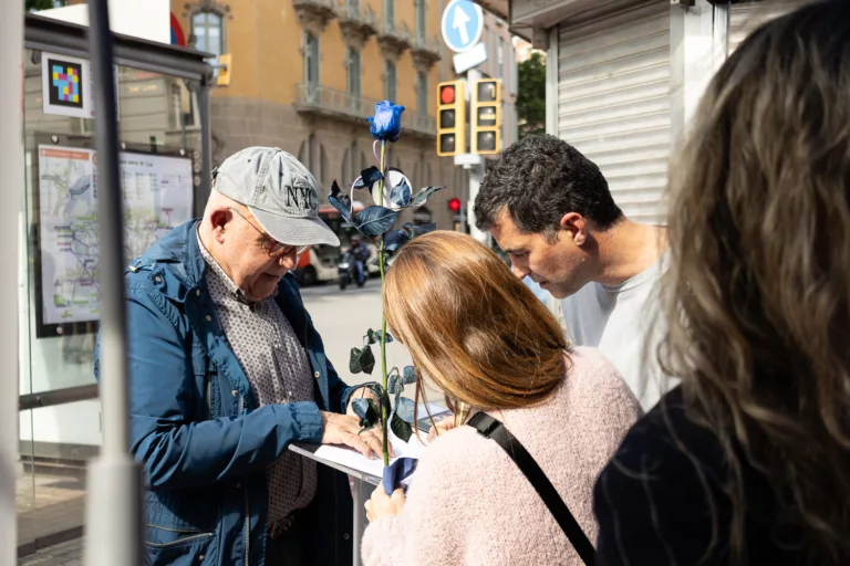 El veïnat del Tibidabo fa un pas més per a la recuperació del Tramvia Blau: “Tenim gairebé 3.000 firmes”