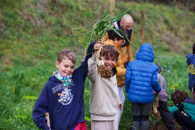 Més de 2.000 infants i joves han après a fer de pagès per un dia a Collserola durant aquest curs