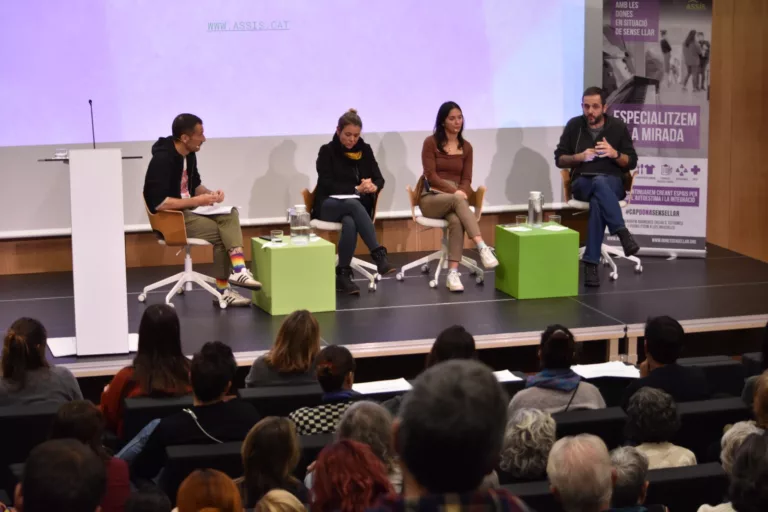 Rosario Endrinal, 20 anys després: quan l’odi a la pobresa continua guanyant a la tendresa col·lectiva