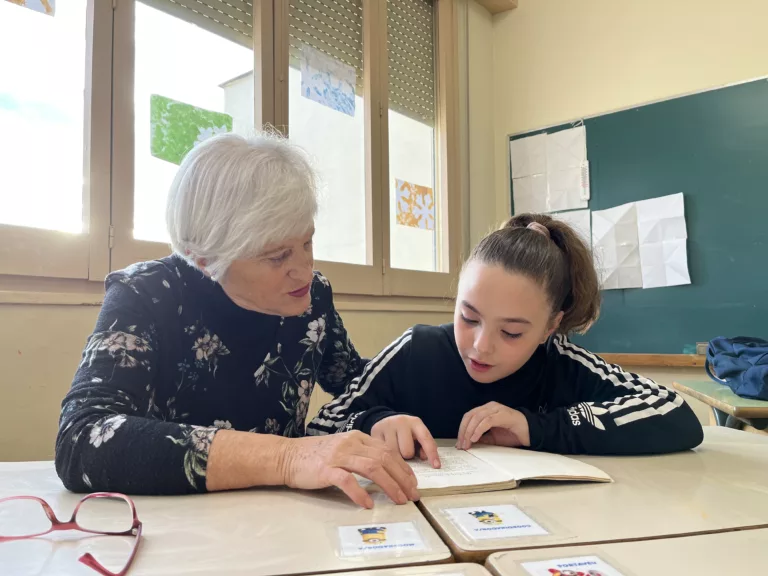 L’Escola Pia Sarrià busca voluntaris per reforçar la comprensió lectora dels infants