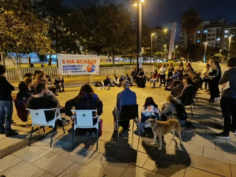 “Pots tenir una vida digna a un lloc menys exclusiu”