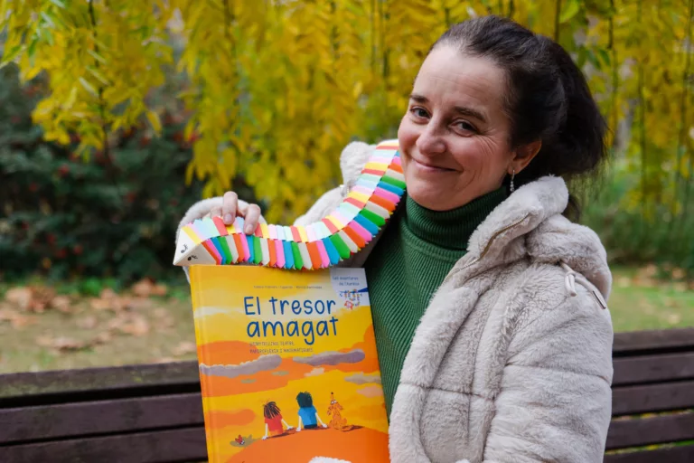 “El tresor amagat”, un conte que et fa perdre la noció del temps